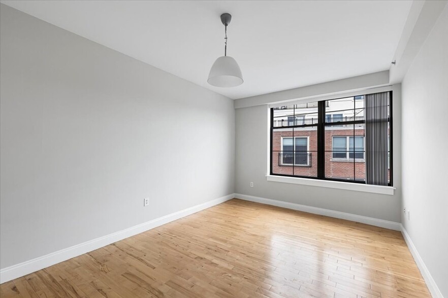 Building Photo - 110 Cypress St