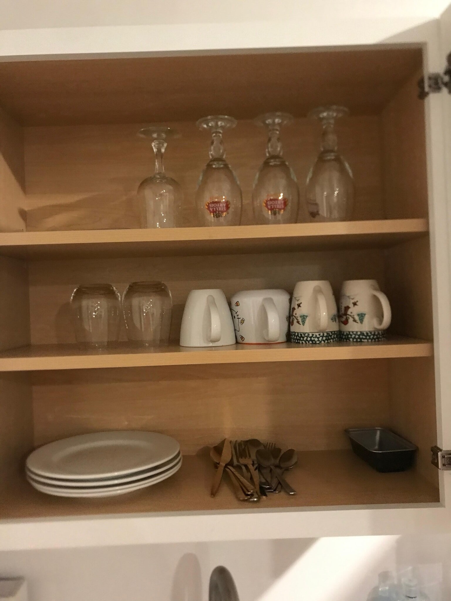 Kitchen cabinets - 2398 Tree Vista Ct