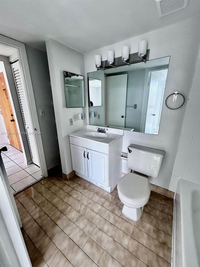 Building Photo - 11750 SW 18th St