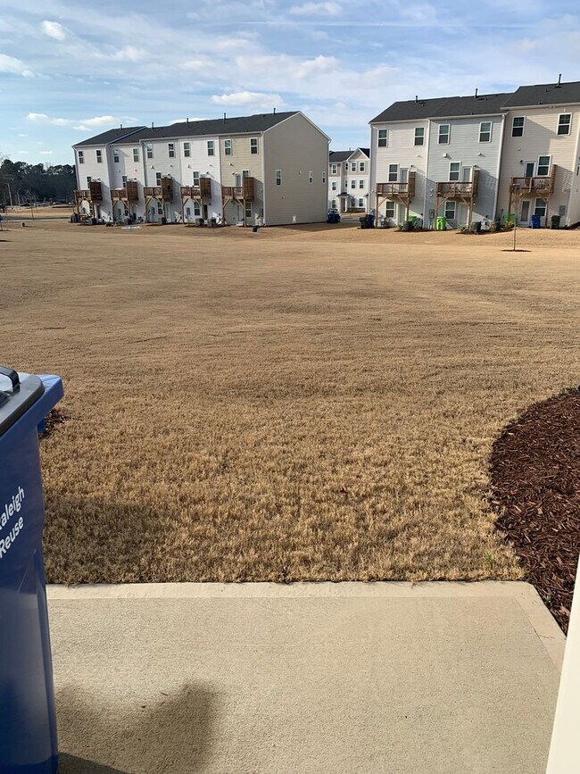 Building Photo - 2471 Tonoloway Dr