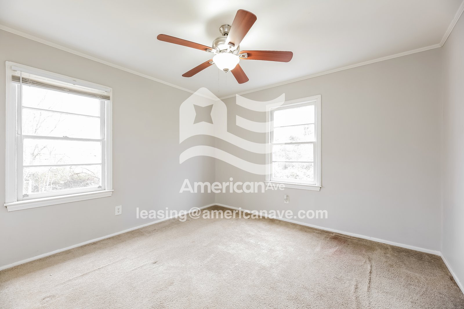 Building Photo - 409 Emma St