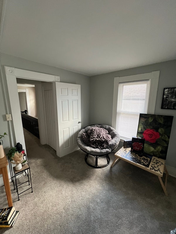 Building Photo - 322 E Chestnut St