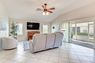Building Photo - 684 Winifred Way