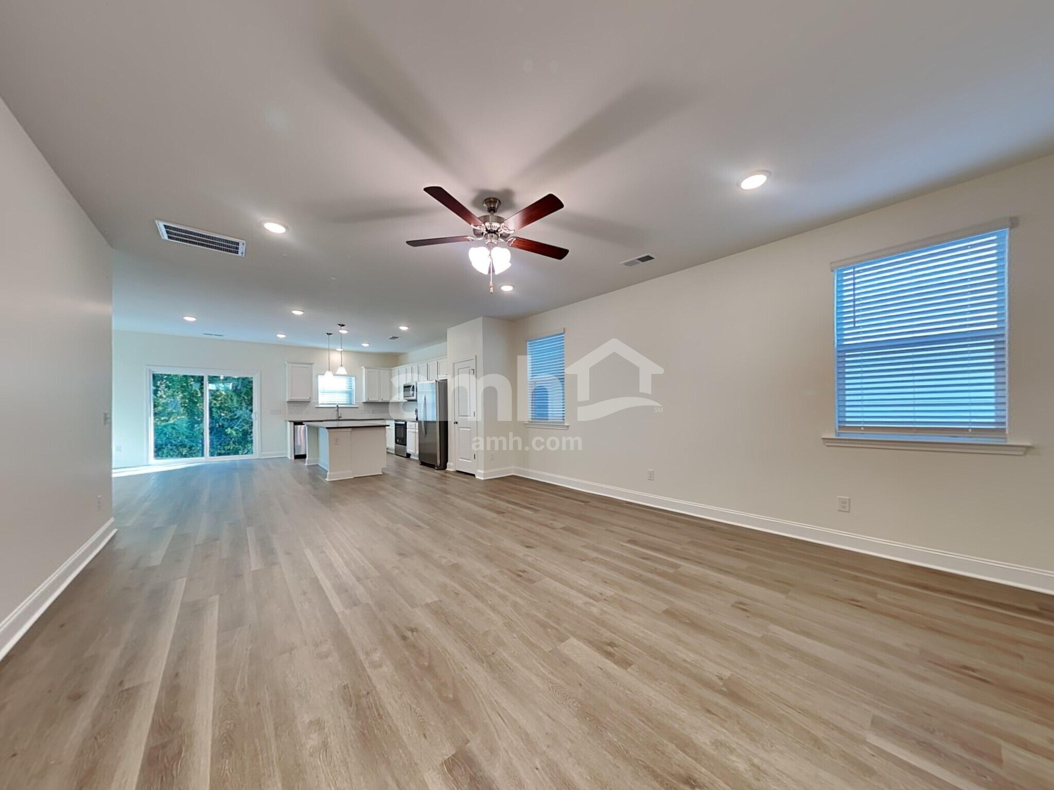 Building Photo - 1954 Weeping Cypress Dr