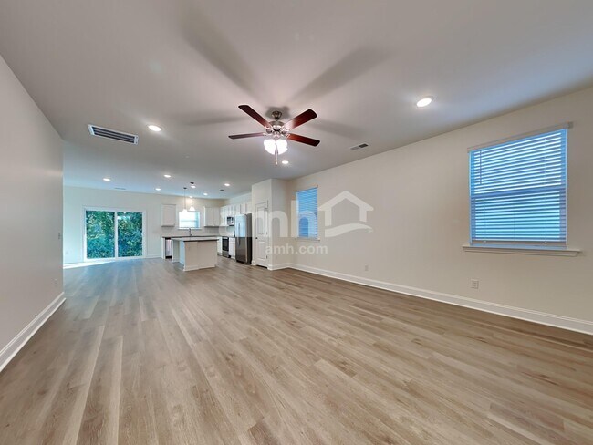 Building Photo - 1954 Weeping Cypress Dr