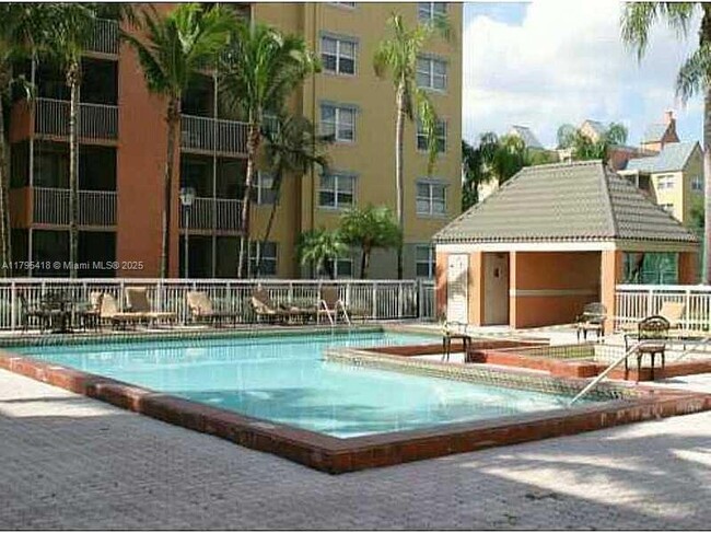 Building Photo - 8343 Lake Dr