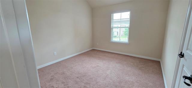 Building Photo - 3412 Canyon Lake Dr