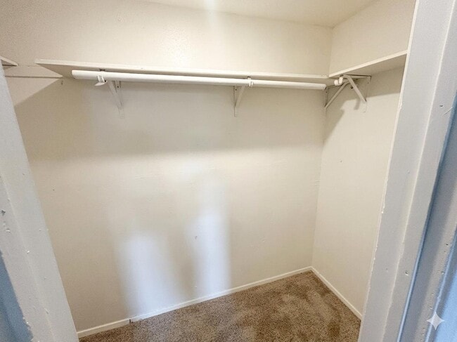 Building Photo - 603 Drexel St