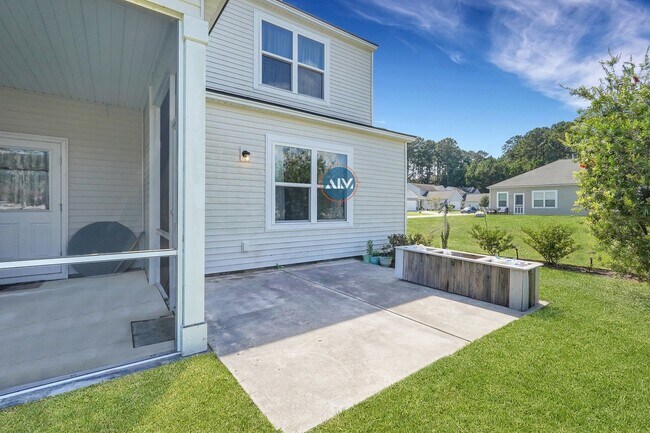 Building Photo - Beautiful Home in Seagrass Station