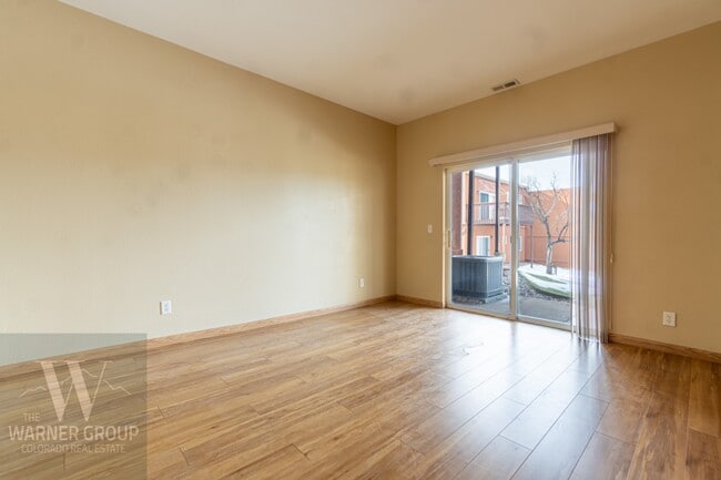 Building Photo - 2652 Thrush Grove