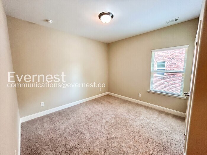 Building Photo - 2641 Arnold Palmer Way