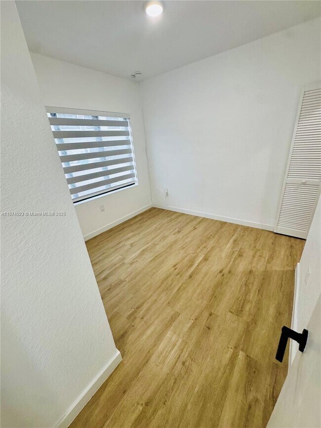 Building Photo - 26128 SW 146th Ct