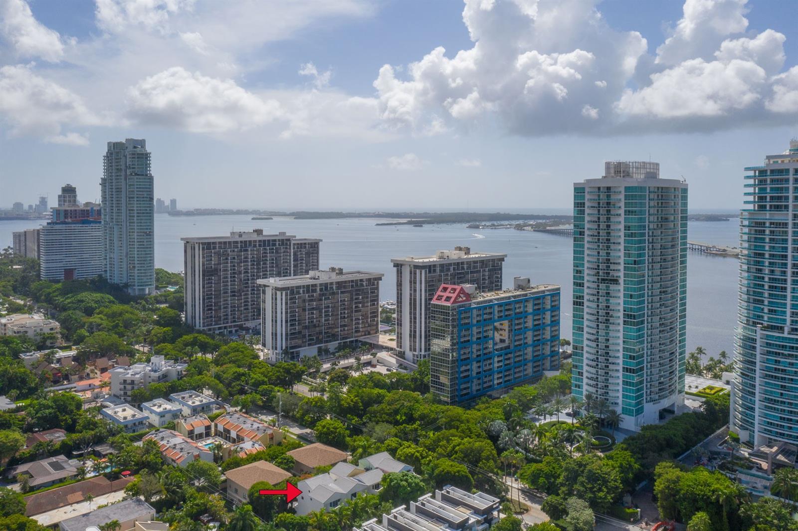 Building Photo - 2100 Brickell Ave