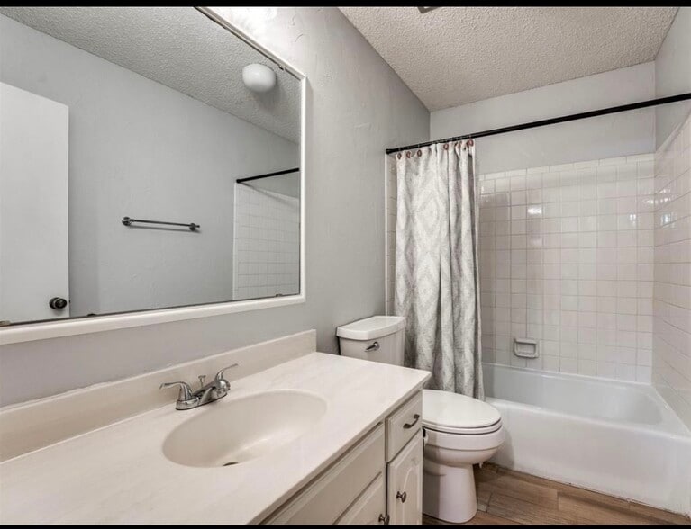 Building Photo - 4605 Dove Tree Ln