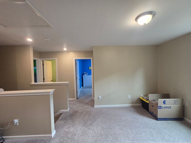 Building Photo - Best Lot in the Neighborhood – Beautiful L...