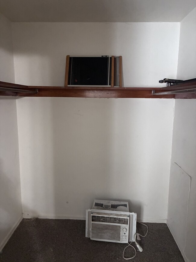 Building Photo - 146 Water St