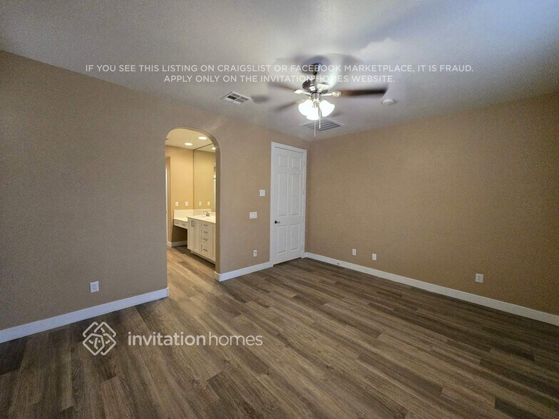 Building Photo - 4331 Oasis Plains Ave