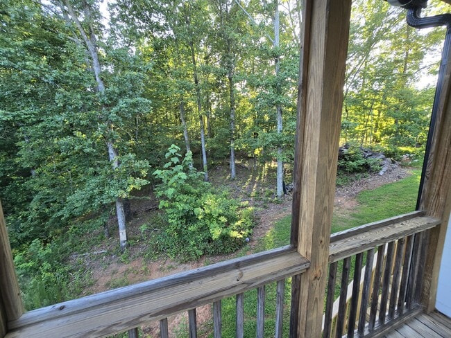 Building Photo - 200 Towne Overlook Dr