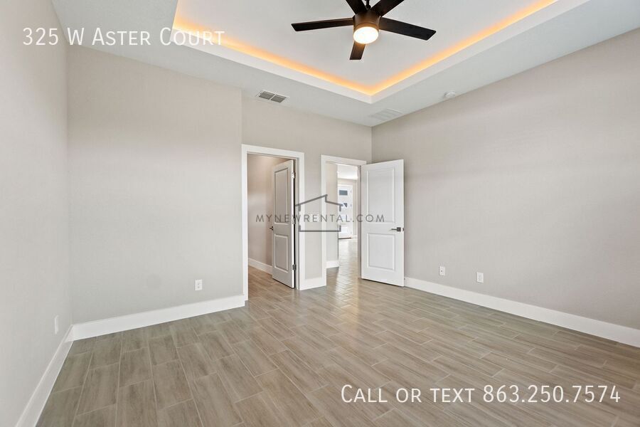 Building Photo - 325 W Aster Ct