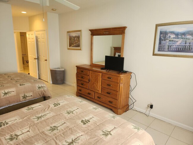 Building Photo - 8913 Sandshot Ct