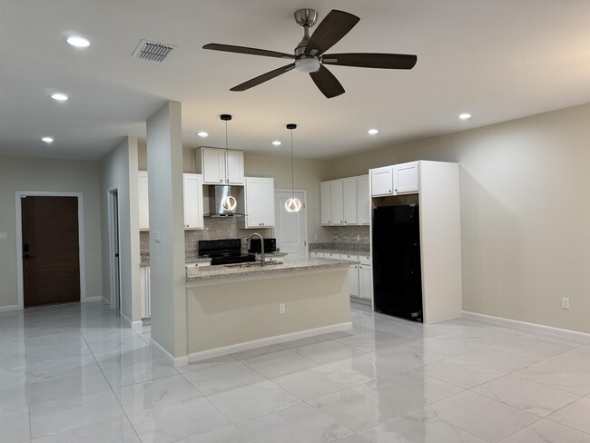 Building Photo - 1413 El CAPORAL DR.