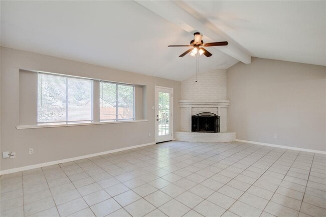 Building Photo - 25534 Pepper Ridge Ln