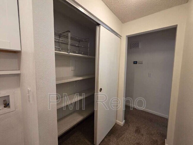Building Photo - 14050 Tourmaline Dr