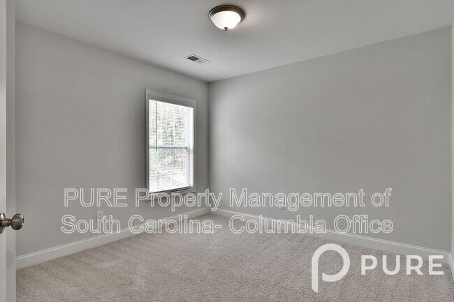 Building Photo - 249 Long Iron Ct