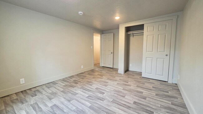 Building Photo - 8213 Harrison St