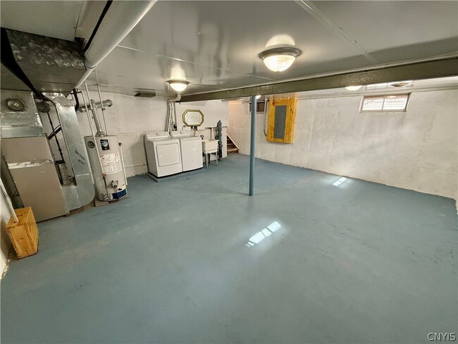 Building Photo - 2 Ilex Ln