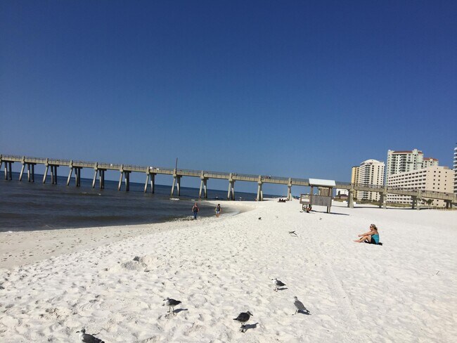 Building Photo - 7482 Autumn Trace Blvd