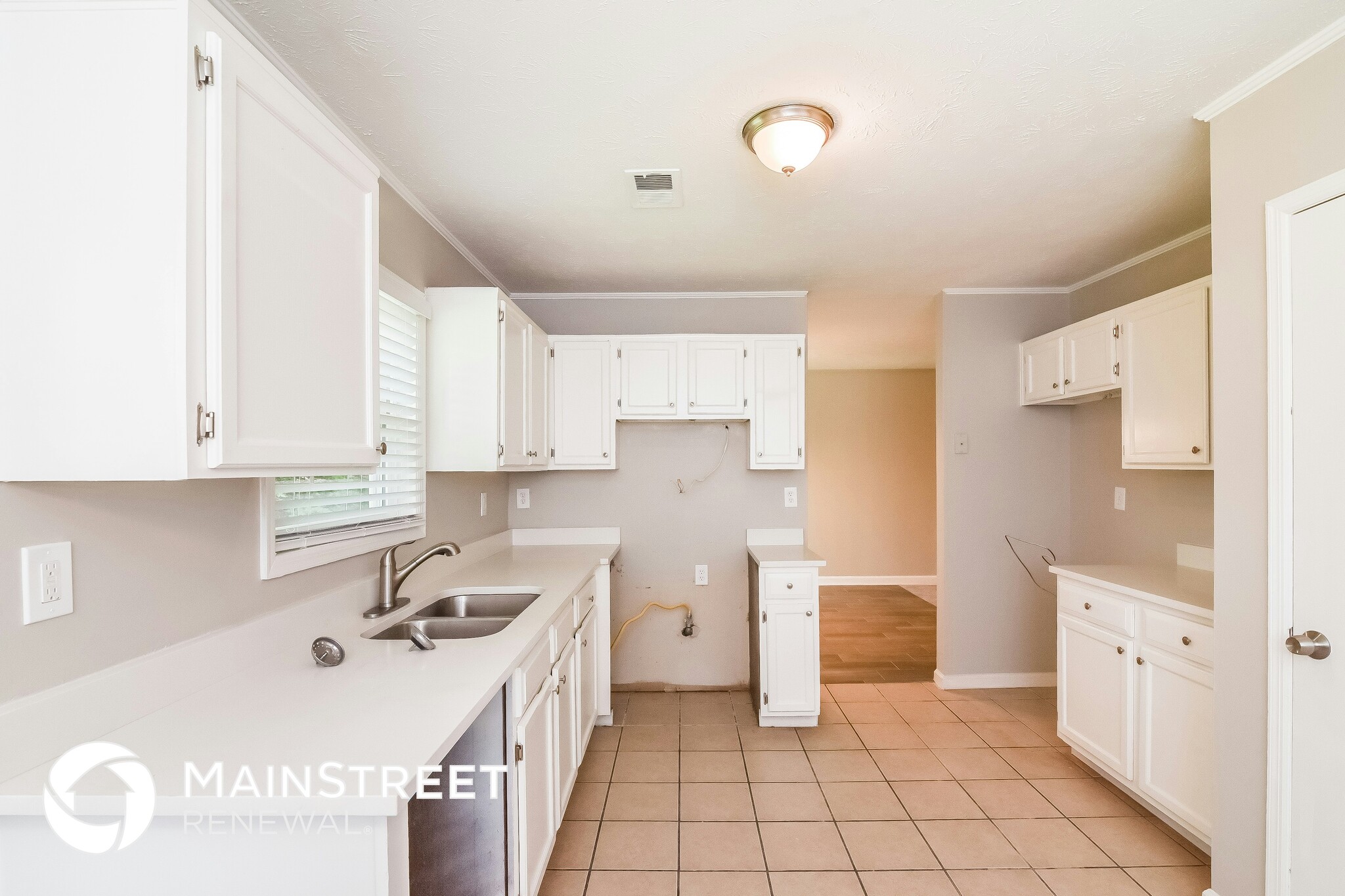 Building Photo - 6037 Maryjo Ln