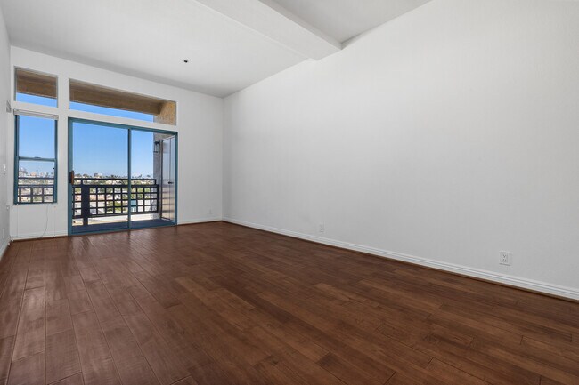 Building Photo - 3790 Florida St