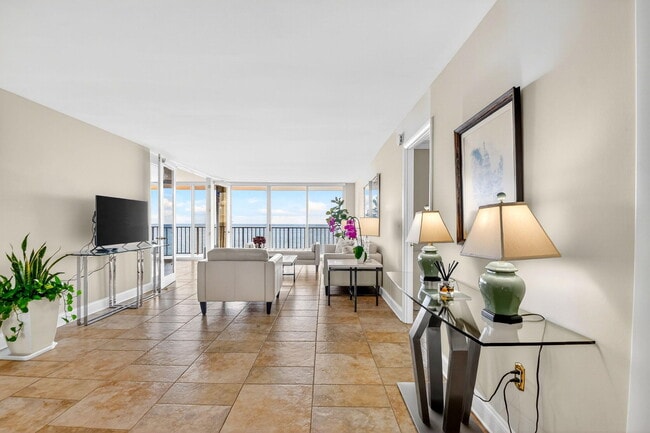 Building Photo - 3456 S Ocean Blvd