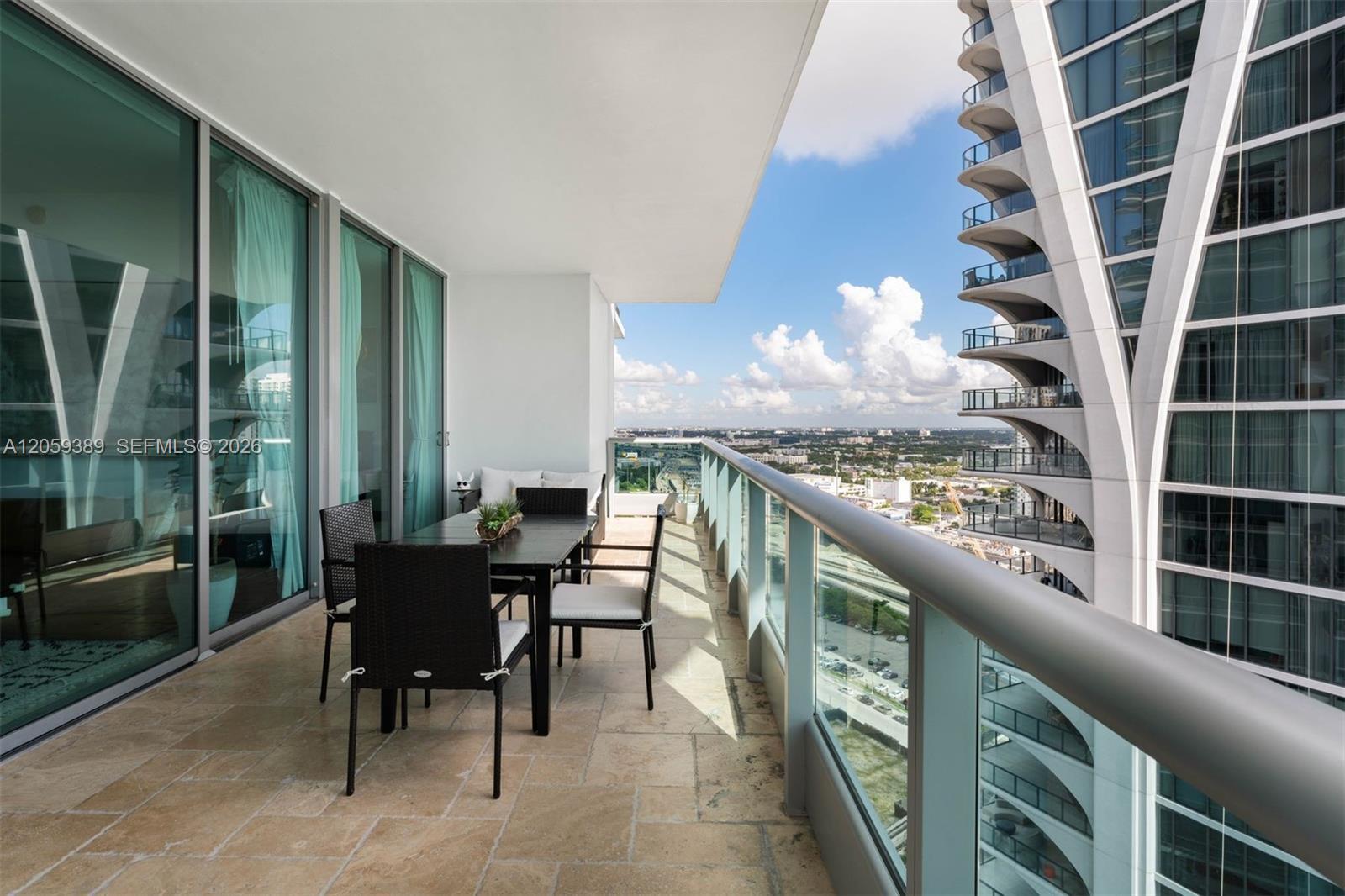 Building Photo - 900 Biscayne Blvd