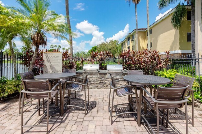 Building Photo - 17200 NW 64th Ave