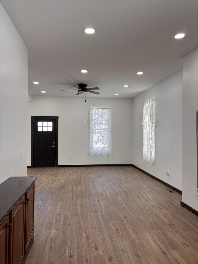 Building Photo - 7058 IN-8