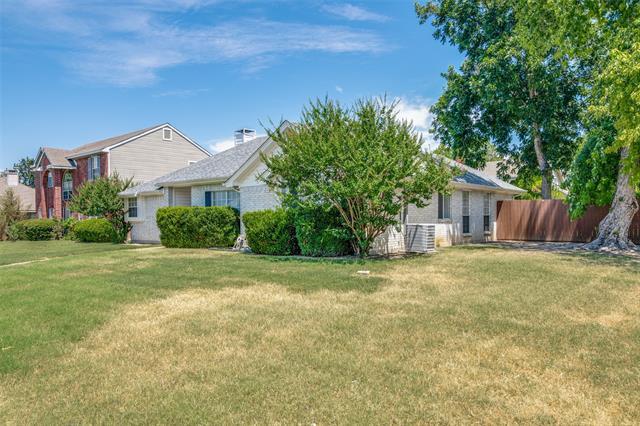 Building Photo - 1802 Elm Creek Dr