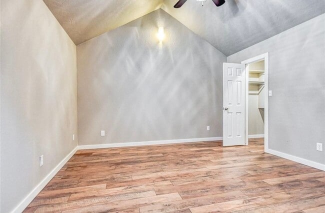Building Photo - 3-Bedroom Home with Spacious Yard in Norman