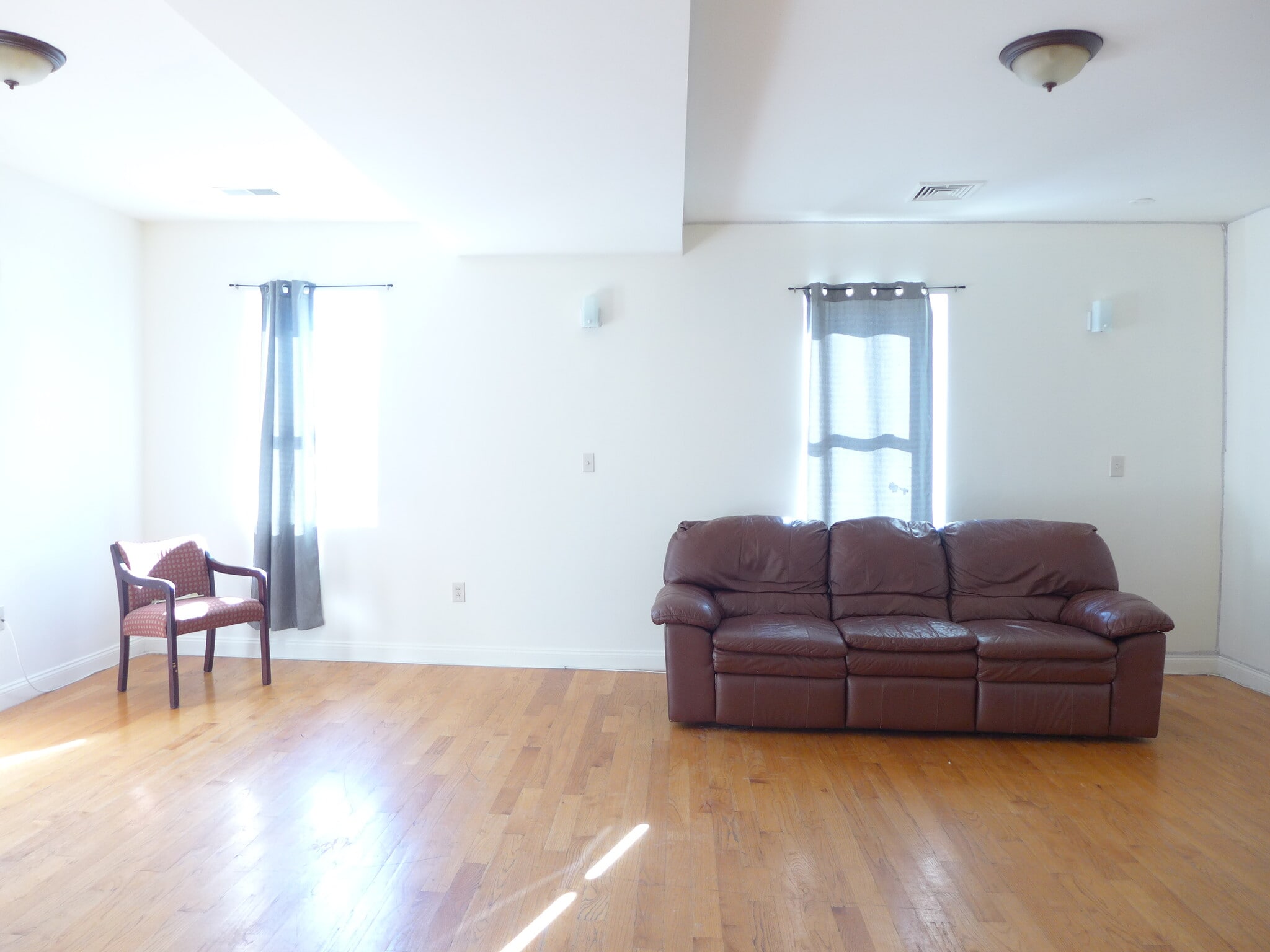 Building Photo - 48 Dudley St