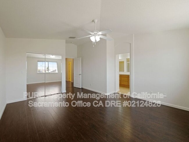 Building Photo - 2011 Misty Meadow Dr