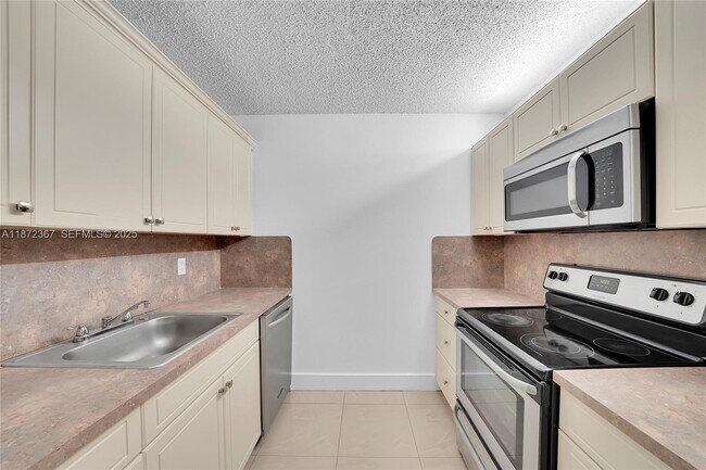 Building Photo - 8260 SW 210th St