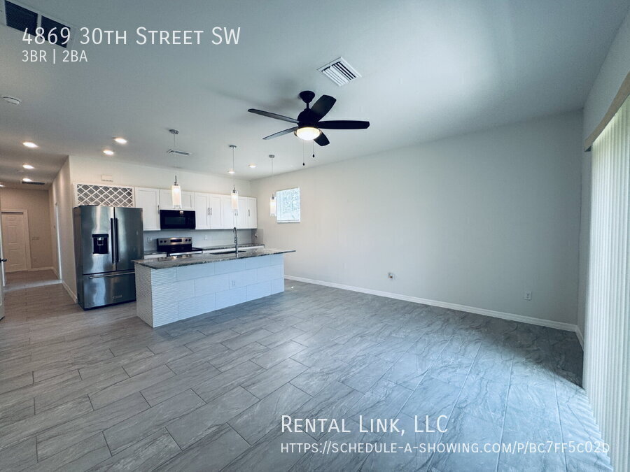 Building Photo - 4869 30th St SW