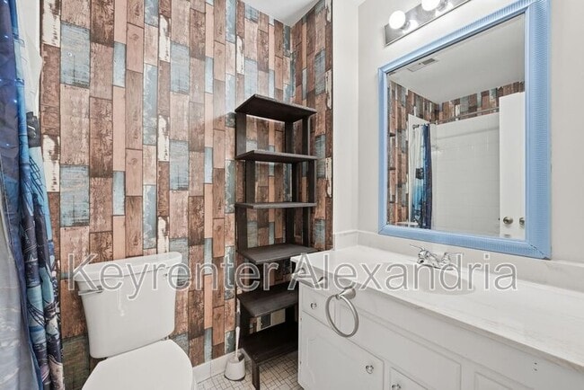 Building Photo - 8239 Dr Craik Ct