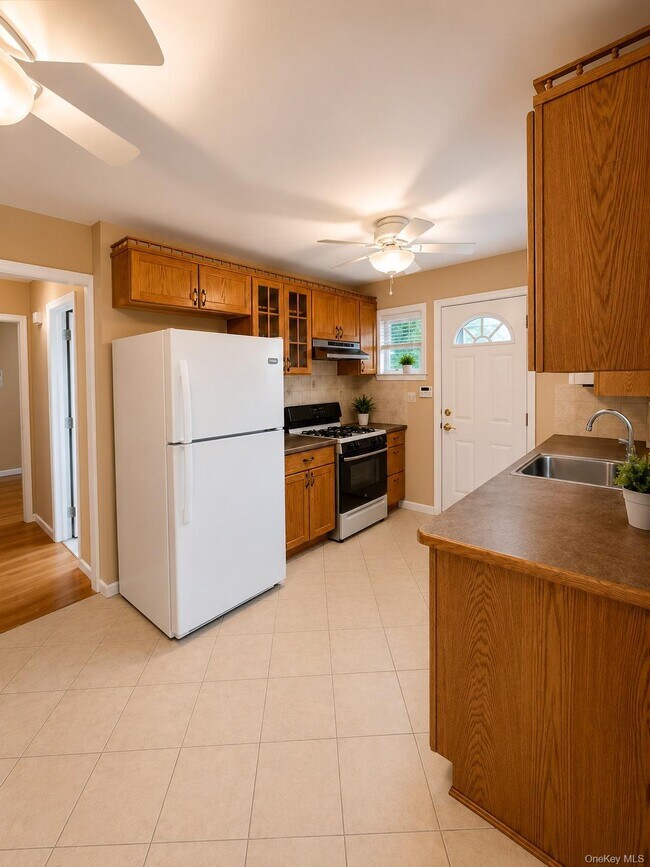 Building Photo - 54 Capt Shankey Dr