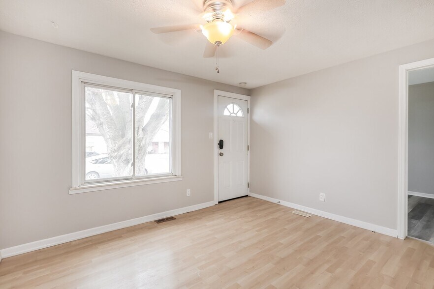 Building Photo - 27312 Ridgewood St