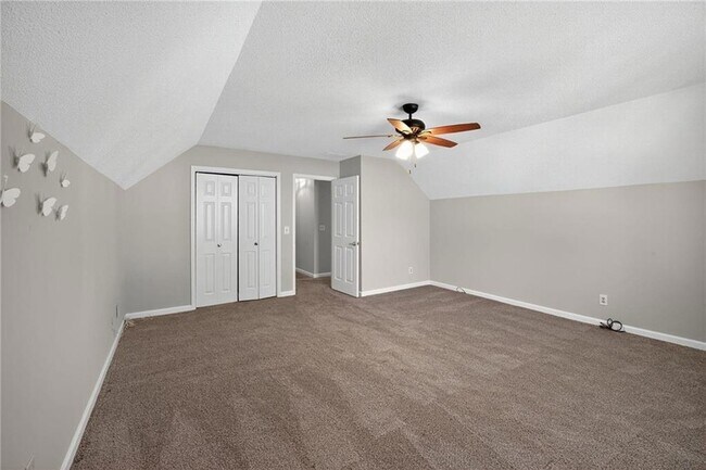 Building Photo - 641 Belgrave Ln