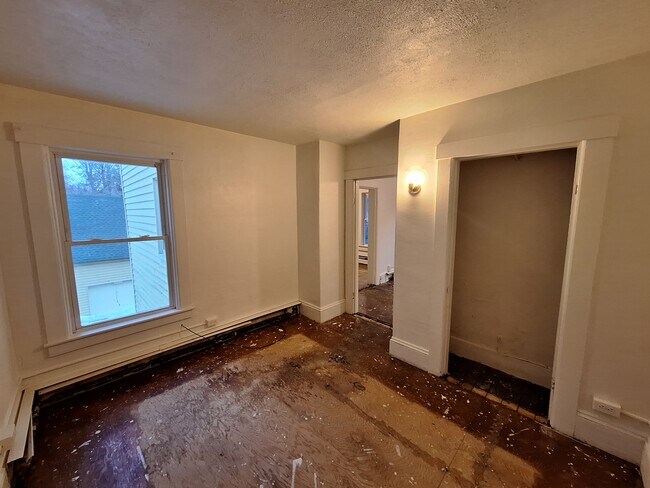 Building Photo - Morse Ave