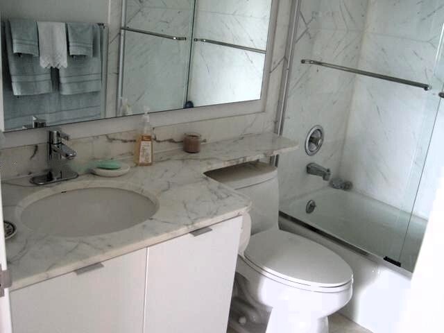 Building Photo - 199 Ocean Lane Dr