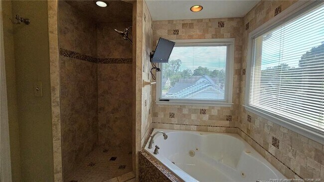 Building Photo - 4488 Penhurst Ct